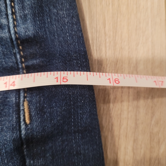 American Eagle Ne(x)t Level Stretch Blue Cotton Cuff Jean Shorts Size 4 - Picture 10 of 10